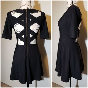 MINKPINK Open Cross Back V Neck Dress sz S